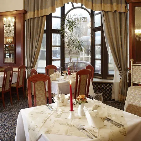 Excelsior Hotel 4*