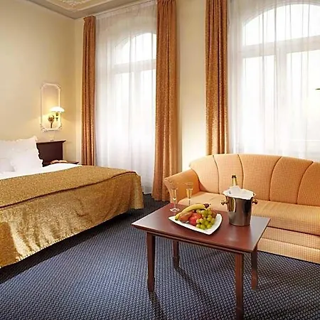 Excelsior מלון 4*