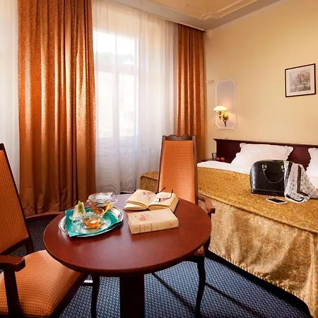 Отель Excelsior 4*